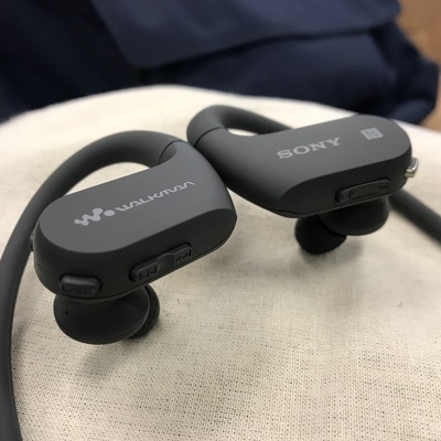 sony/索尼 nw-ws623 mp3播放器蓝牙运动跑步防水游泳耳机一体式 黑色