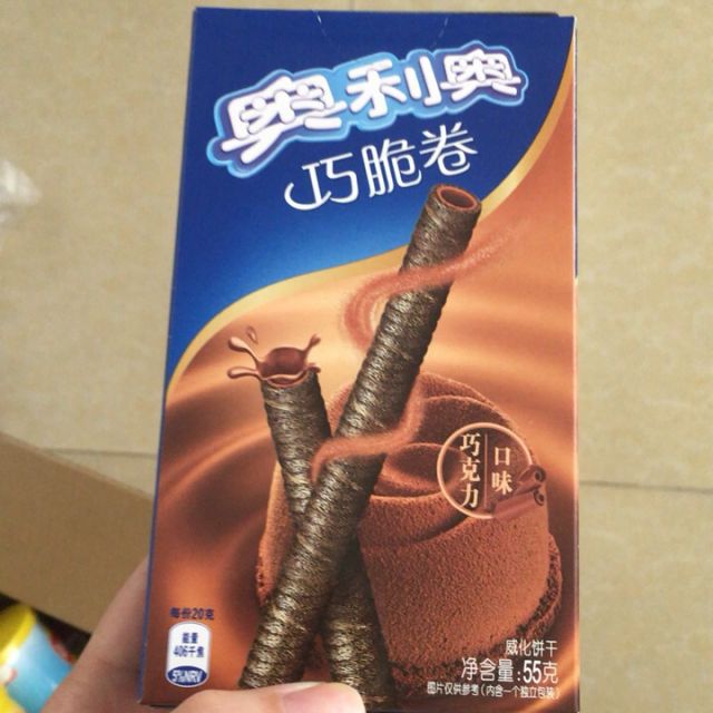 奧利奧oreo餅乾零食巧脆卷巧克力口味55g新舊包裝隨機發貨