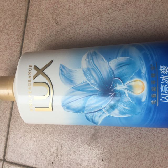 力士(lux)沐浴露 爽膚沐浴乳 閃亮冰爽750ml 清新薄荷醇 加拿大冰河泥