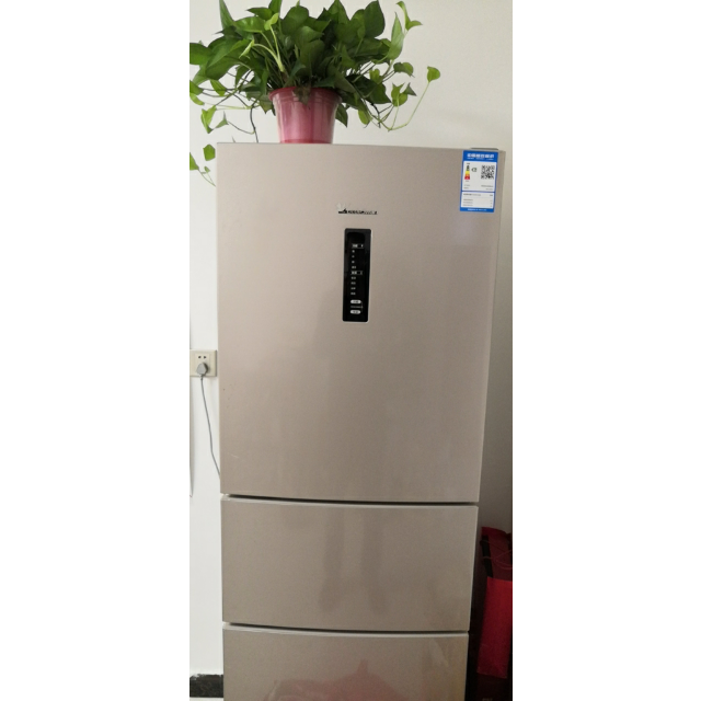 小天鹅littleswan226升风冷三门家用冰箱双系统风冷电冰箱bcd226wtl