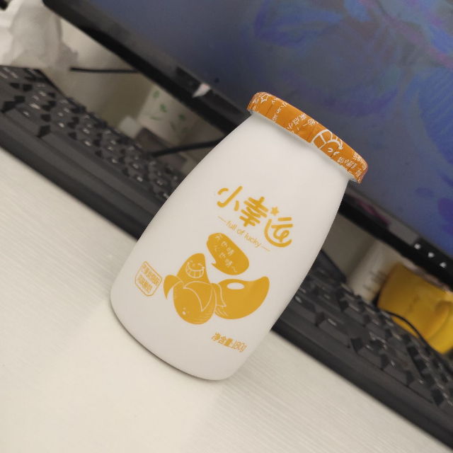 > 欧亚 小幸运低温酸奶 酸牛奶炭烧【芒果6 百香果6】180g*12瓶商品