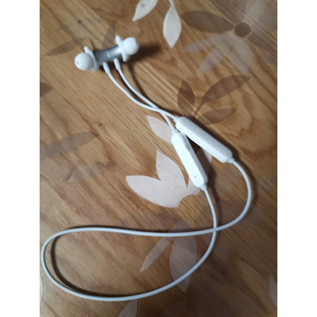 edifier漫步者w200bt经典版磁吸入耳式无线运动蓝牙线控耳机手机耳机