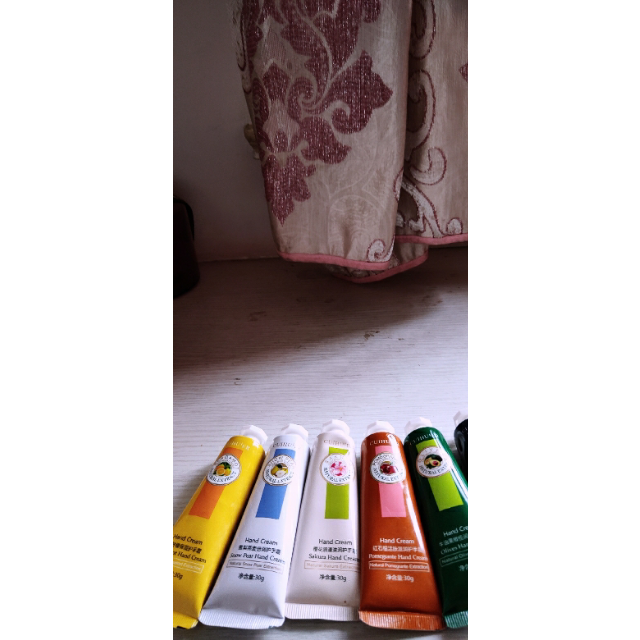 萃汇尔护手霜1支/30g 滋润保湿补水防干裂迷你不油腻清爽手霜(款式