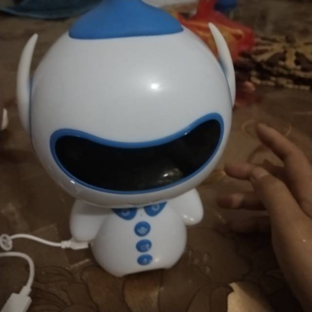 早教智能机器人语音互动儿童学习wifi教育胡巴机器人pvc环保材质1501