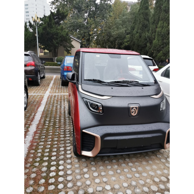 【定金】宝骏新能源e200智享版 汽车 官方标配 琉璃红商品评价 > 颜色