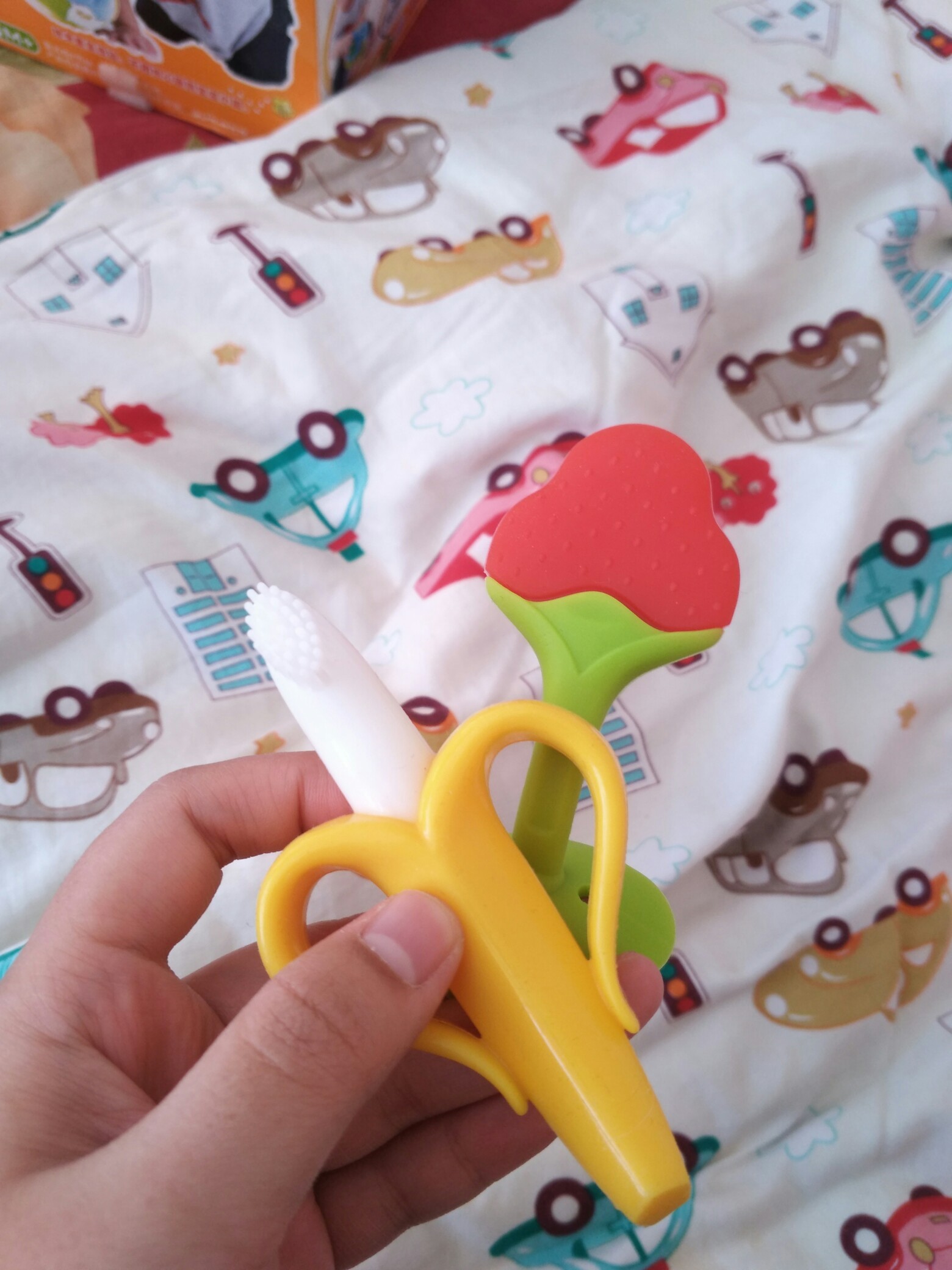 婴儿磨牙棒香蕉牙胶宝宝咬咬玩具乐曼哈顿手抓球智扣牙咬胶硅胶可水煮