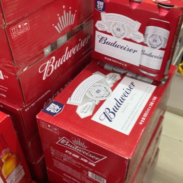 百威budweiser啤酒经典醇正500ml18听整箱装