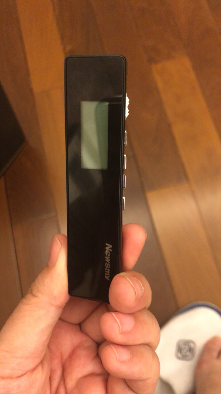 纽曼v03 8g(黑色/哑黑)微型 会议 转文字 执法取证 采访学习专业录音