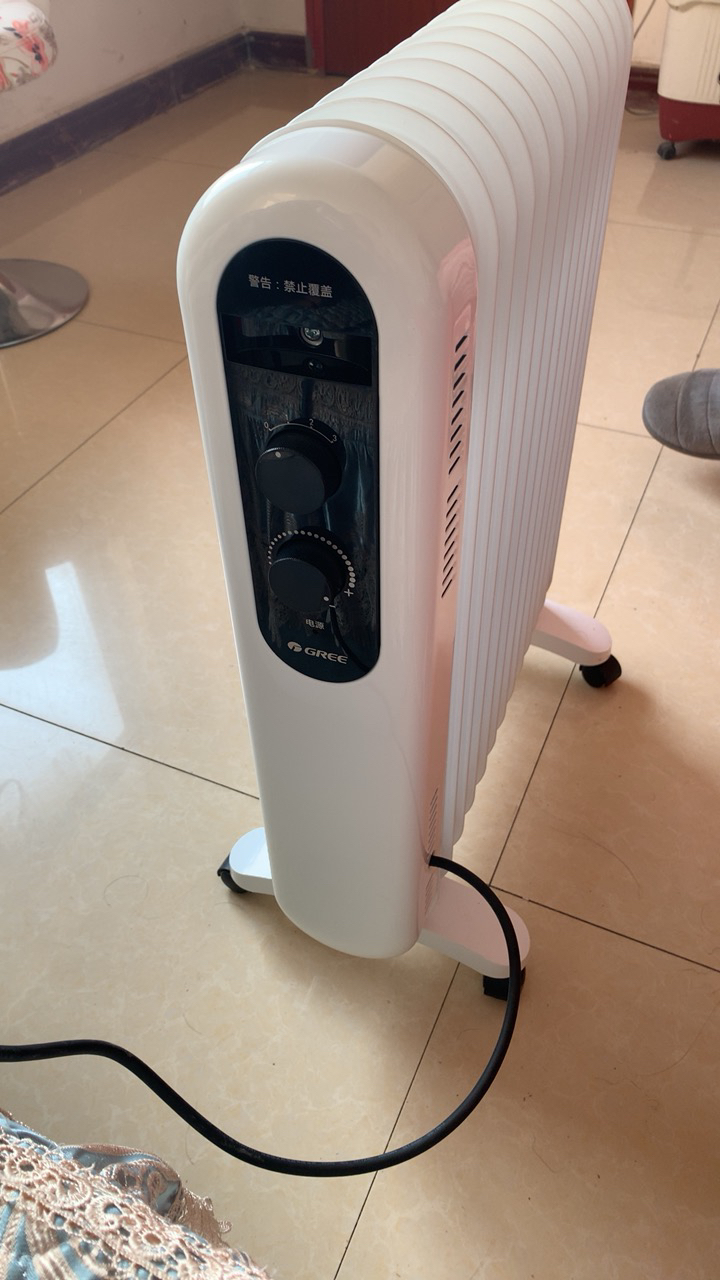 格力(gree)取暖器油汀ndy19-x6021 13片大功率 干衣取暖 整屋升温