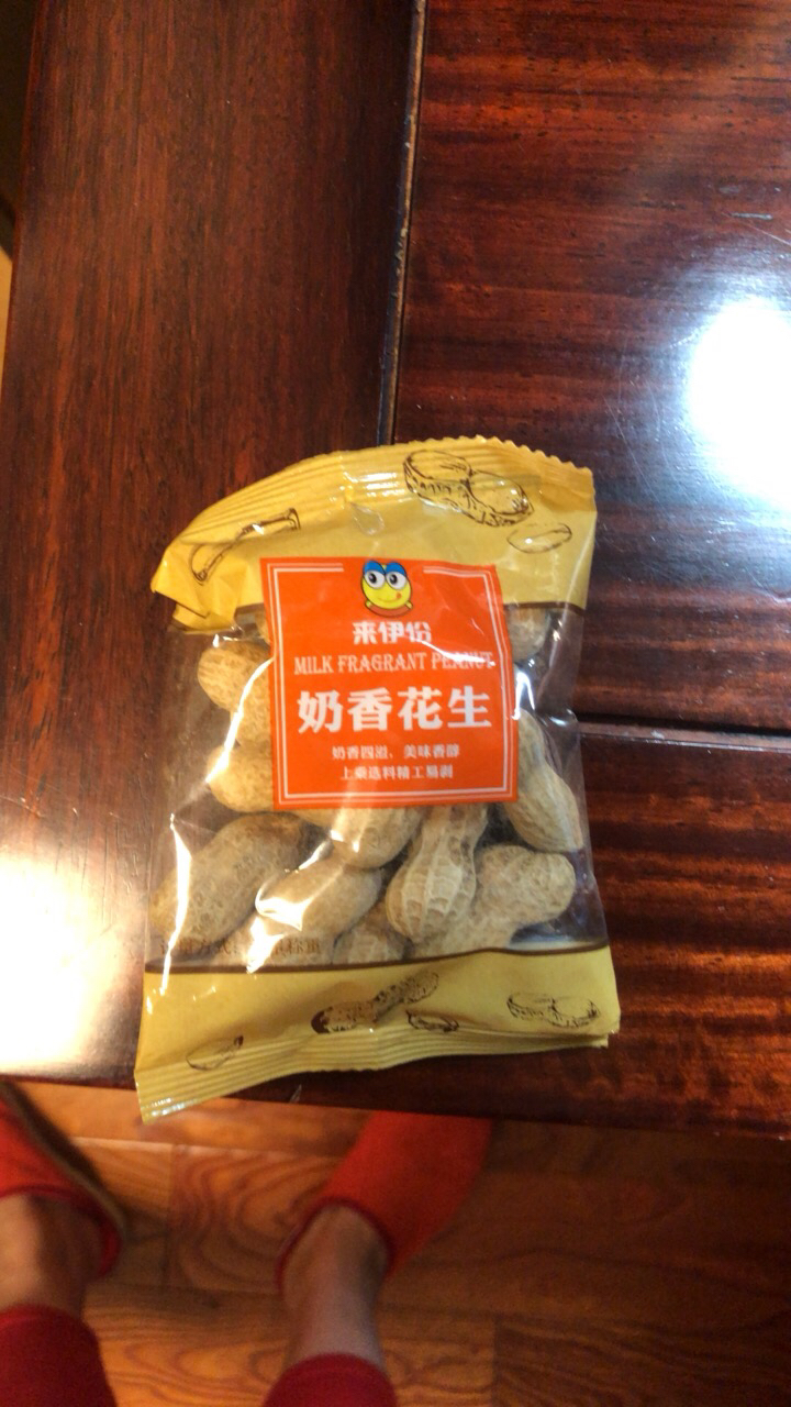 专区来伊份奶香花生240g袋装休闲零食坚果炒货带壳花生奶香味晒单图