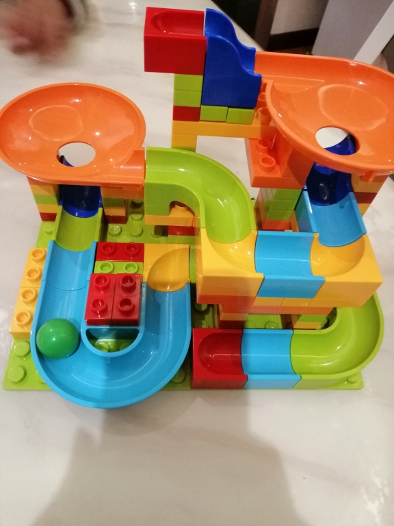 omkhe 1大颗粒积木拼装玩具男孩2-3-4-6岁兼容乐高积木101颗滑道儿童