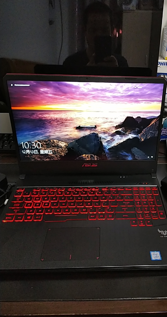 華碩(asus)飛行堡壘6代 fx86fe8300 15.