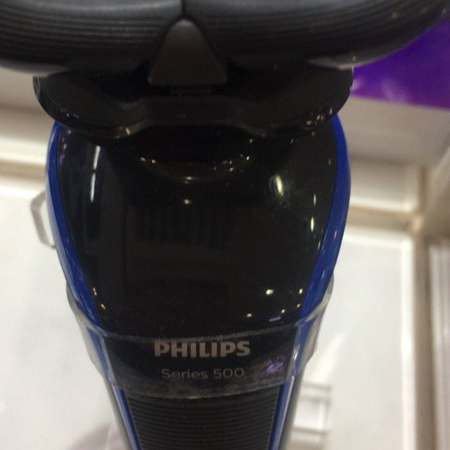 飞利浦剃须刀s528