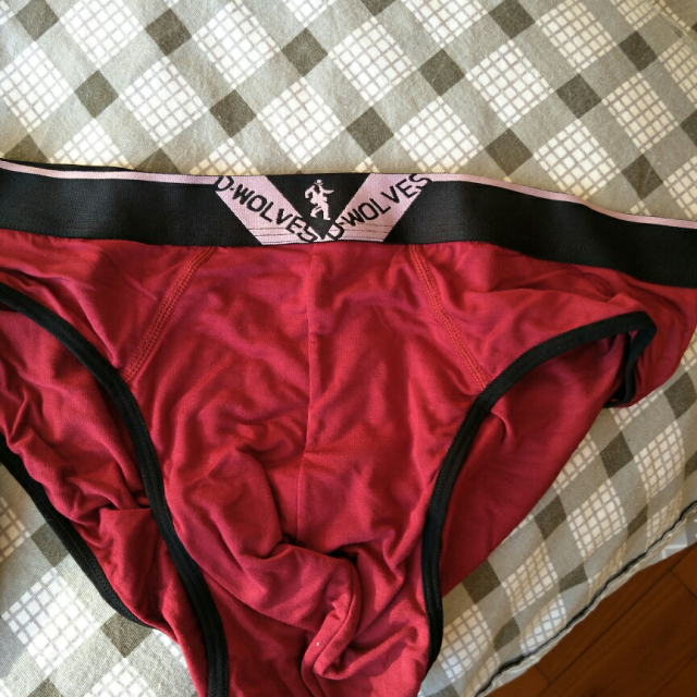 > 与狼共舞内裤 男士三角内裤 中腰三角裤 吸汗透气 四条盒装商品评价