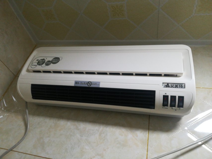 艾美特(airmate)1壁挂式 ptc 陶瓷电暖器 hp2012p 暖风机 防水 电暖气