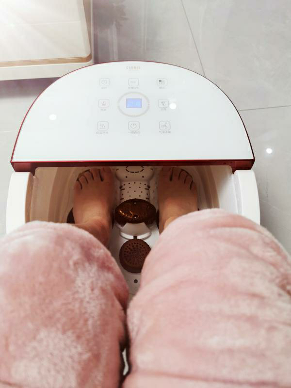 德国凯伦诗(cloris)足浴盆洗脚盆电动按摩家用年会礼品全自动加热泡脚