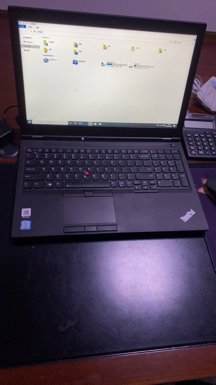 联想thinkpad p52 2fcd六核i7-8750h定制16g内存1tb 256gb双硬盘p1000