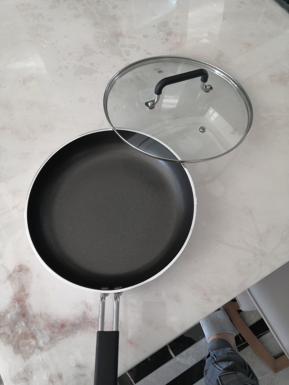 小米生态链知吾煮煎锅26cm平底煎牛排煎鸡蛋不粘易清洗白色简约明火