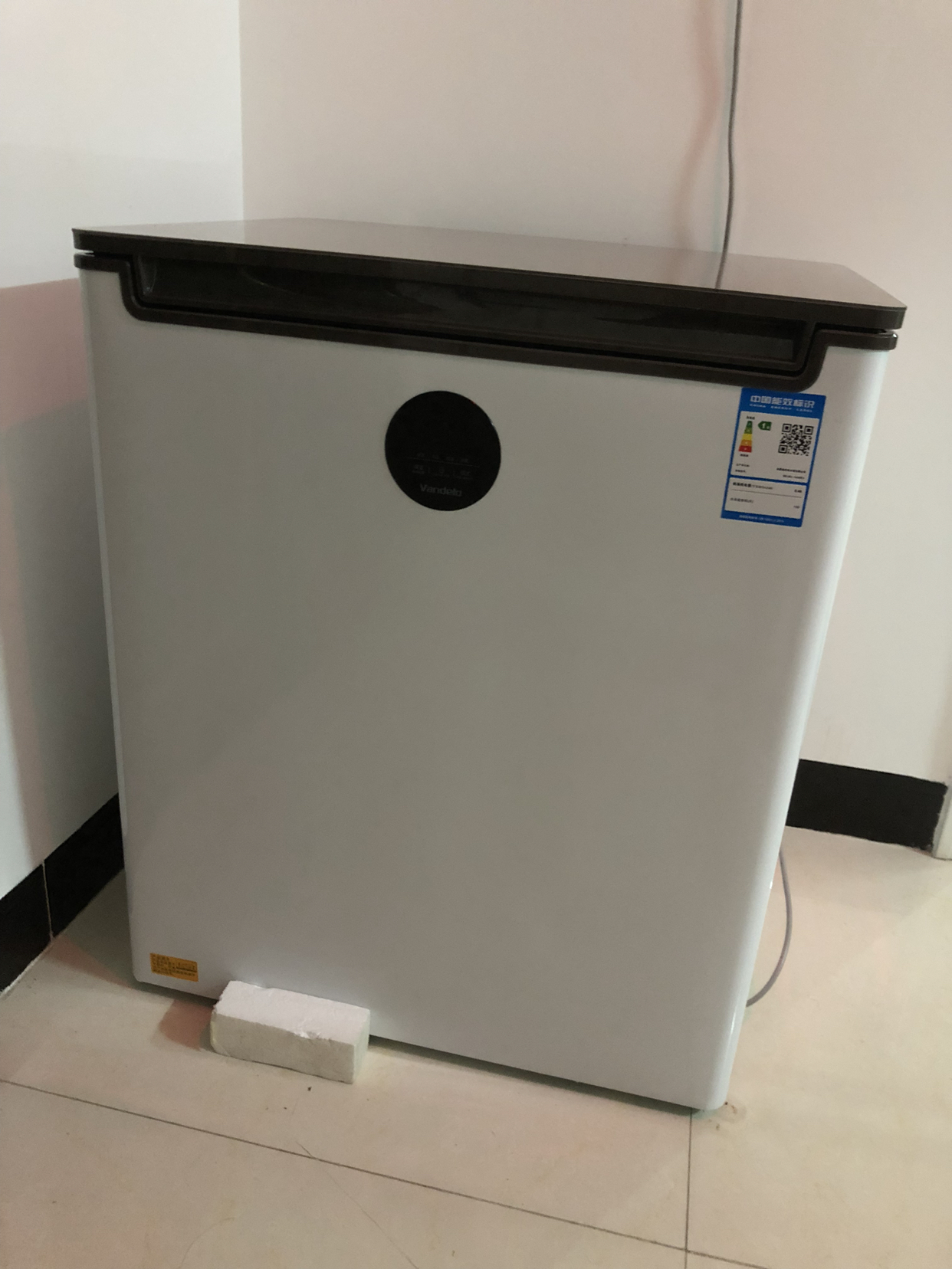 美的(midea) bd/bc-150kev 150l家用单温冰柜冷柜大眼鲜萌一级能效直