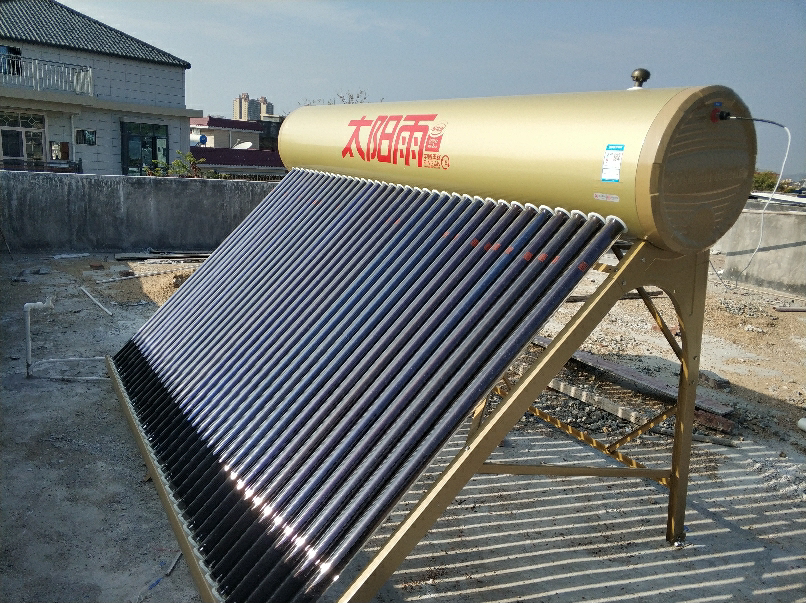 太阳雨太阳能i 系列36管300l 全自动太阳能热水器家用 大水箱智能光电