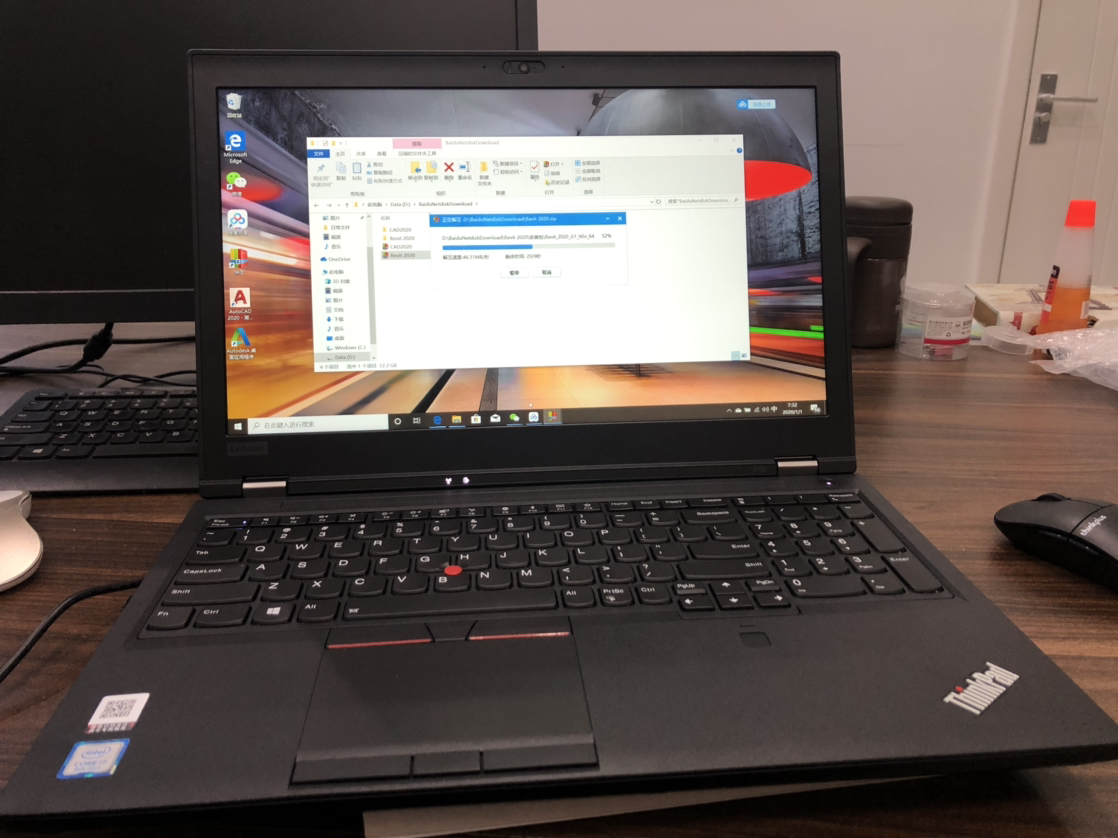 联想thinkpad p52 2fcd i7-8750h六核 32g内存 2tb 512gb 双硬盘 4g独