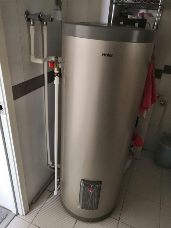 立式电热水器150升