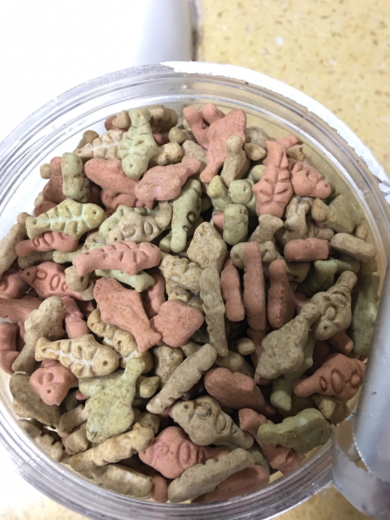 猫饼干猫咪零食猫粮英短猫薄荷去除毛球化毛成幼猫吃的小鱼干猫咪用品