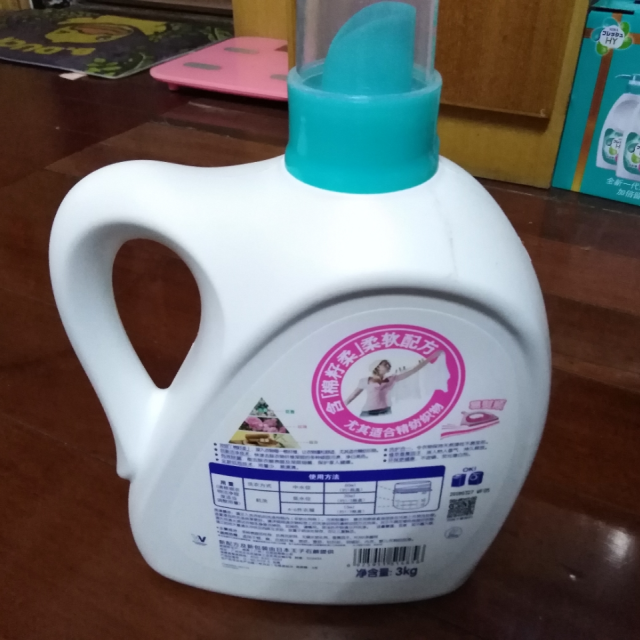 > seika菁华 倍柔洗衣液 3kg 威露士出品除菌洁净倍柔顺感日本配方