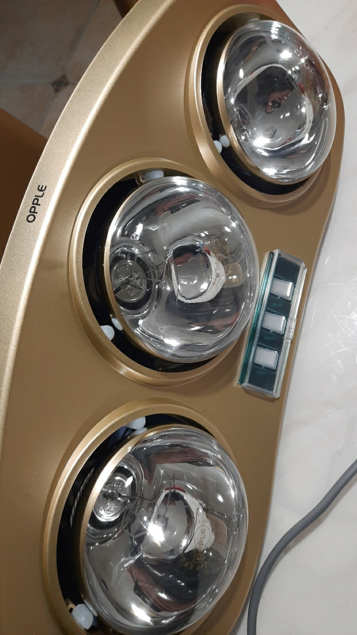 欧普照明浴霸灯暖壁挂式三合一取暖家用卫生间浴室挂墙打孔暖灯 三灯