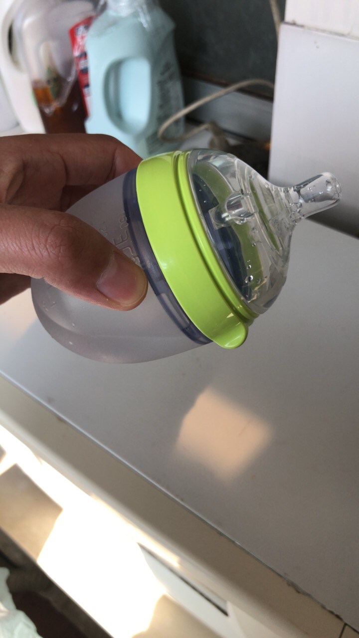 硅胶奶瓶防胀气