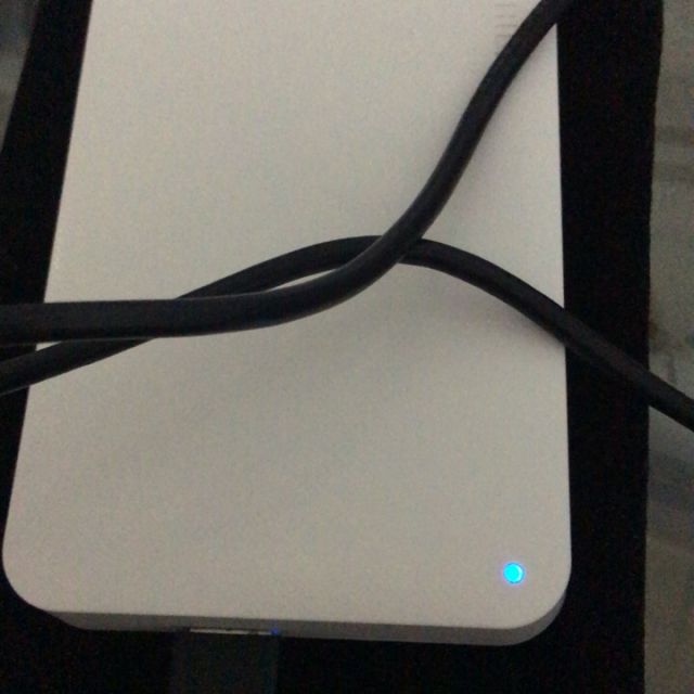 东芝toshiba移动硬盘2t白色hdtp220yw3ca