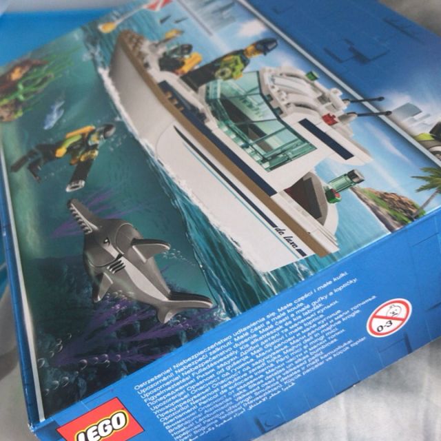 > lego乐高 city城市系列 阳光潜水游艇60221商品评价 > 疫情在家,小