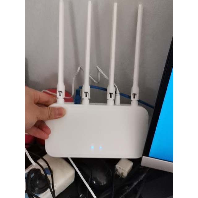 小米mi小米路由器4c300mbps无线路由器wifi家用穿墙智能防蹭网高速