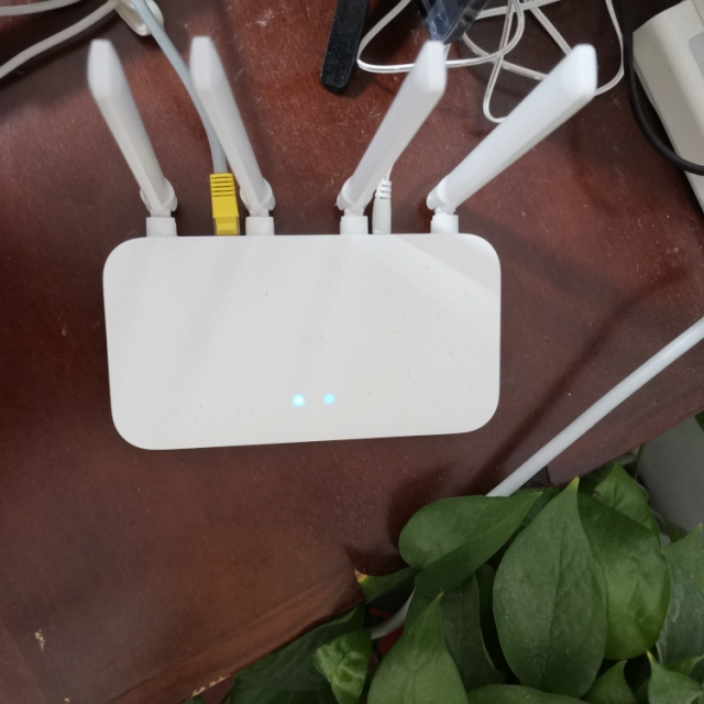 小米mi小米路由器4c300mbps无线路由器wifi家用穿墙智能防蹭网高速