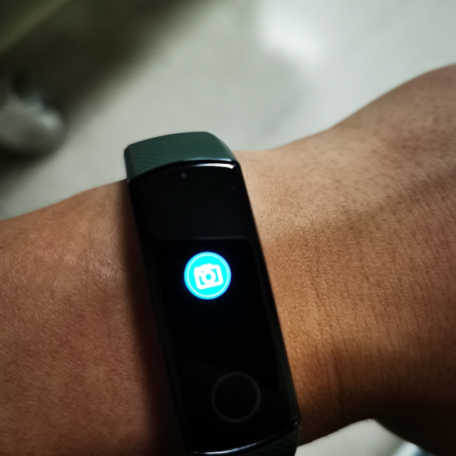 honor华为荣耀智能手环5nfc版橄榄绿amoled彩屏触控贴身血氧检测50米