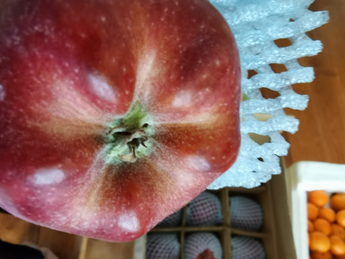 【鲜食无忧】甘肃花牛苹果 5斤 75-80# 中果 当季新鲜应季水果 奥奇健