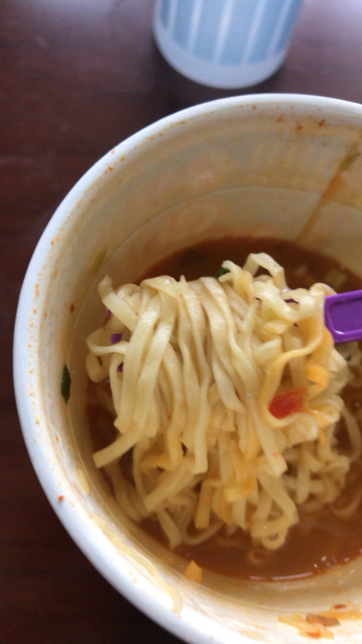 8元6杯】合味道方便面(香辣海鲜风味)81g/杯装公仔面开杯乐海鲜杯速食