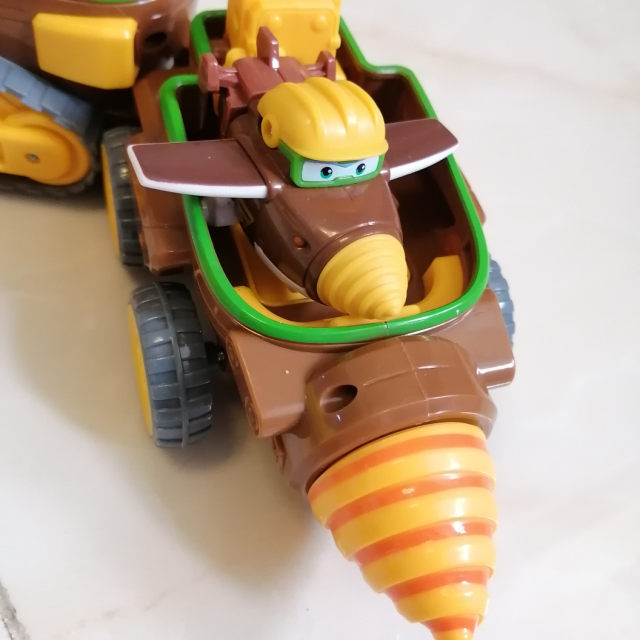 奥迪双钻auldey超级飞侠男孩女孩儿童玩具车超级飞侠金刚钻头车套装