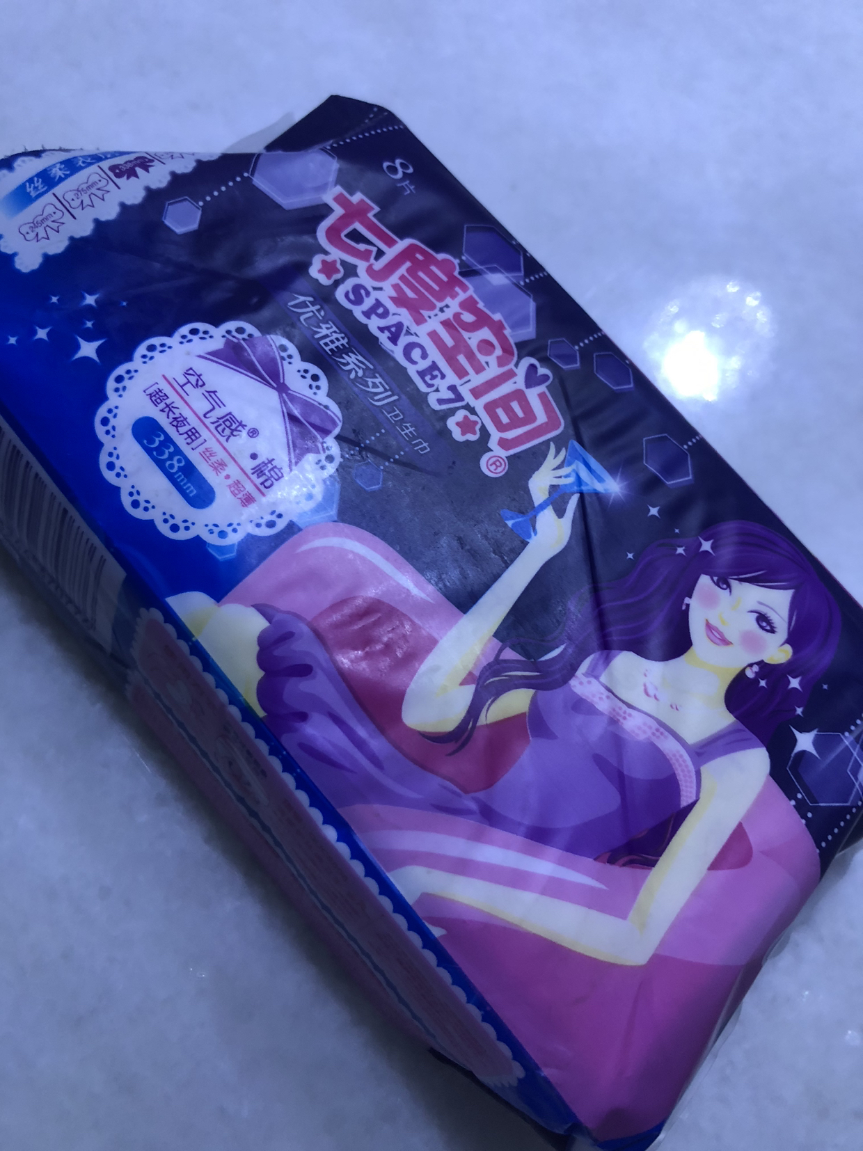 七度空间(space 7)优雅系列超薄丝柔卫生巾338mm超长夜用8片装晒单图