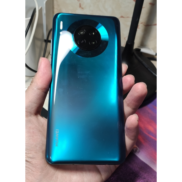 mate30实物图片