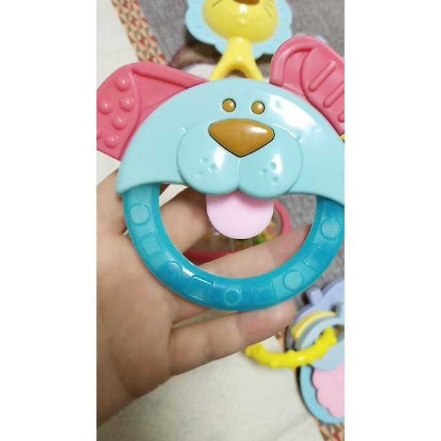 五星新生儿环保安抚手抓摇铃宝宝牙胶玩具组合奶瓶桶装3-6-12个月