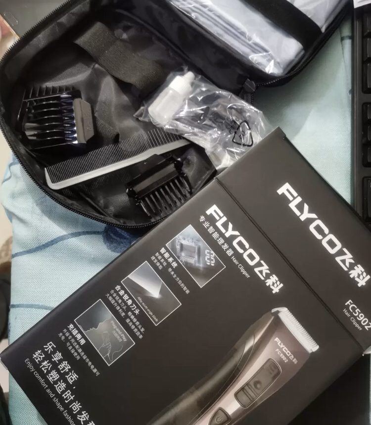 飞科(flyco)电动理发器 fc5902 儿童成人理发器电推剪电推子充电动