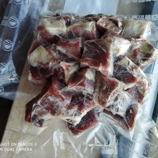 > 恒都 巴西牛腩块 4斤 1kg*2袋/500g*4袋 进口原切牛腩排酸冷冻牛肉