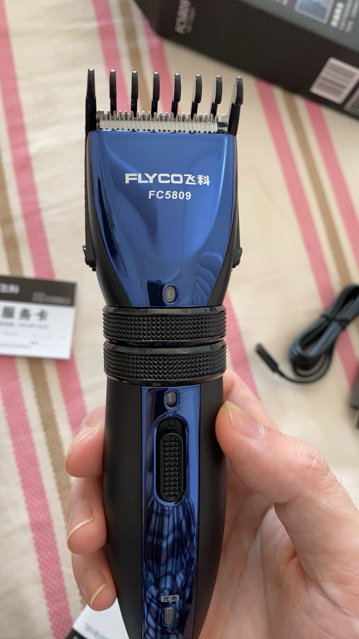 飞科理发器电推剪充电式成人剃头刀电推子家用剪发神器剪头发婴儿童