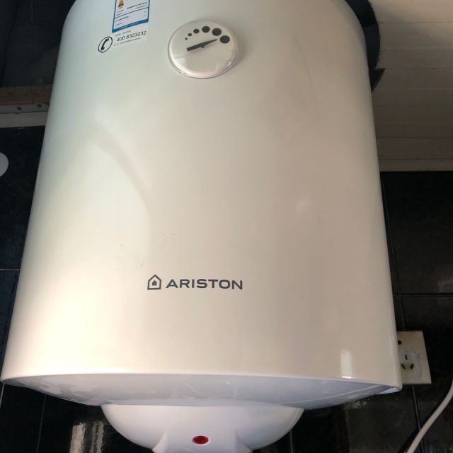 阿立斯顿热水器图片