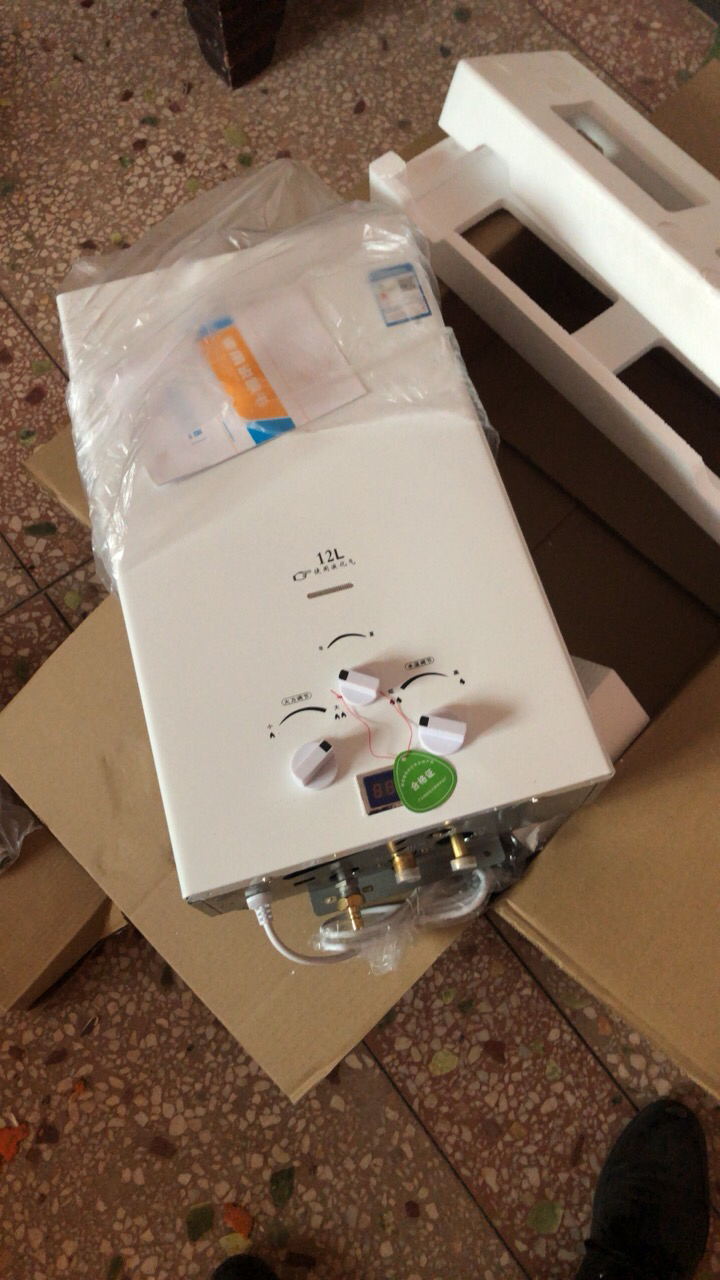 热水器天然气家用强排式液化气煤即热速热8l/10升/12l q12(瓶装液化气