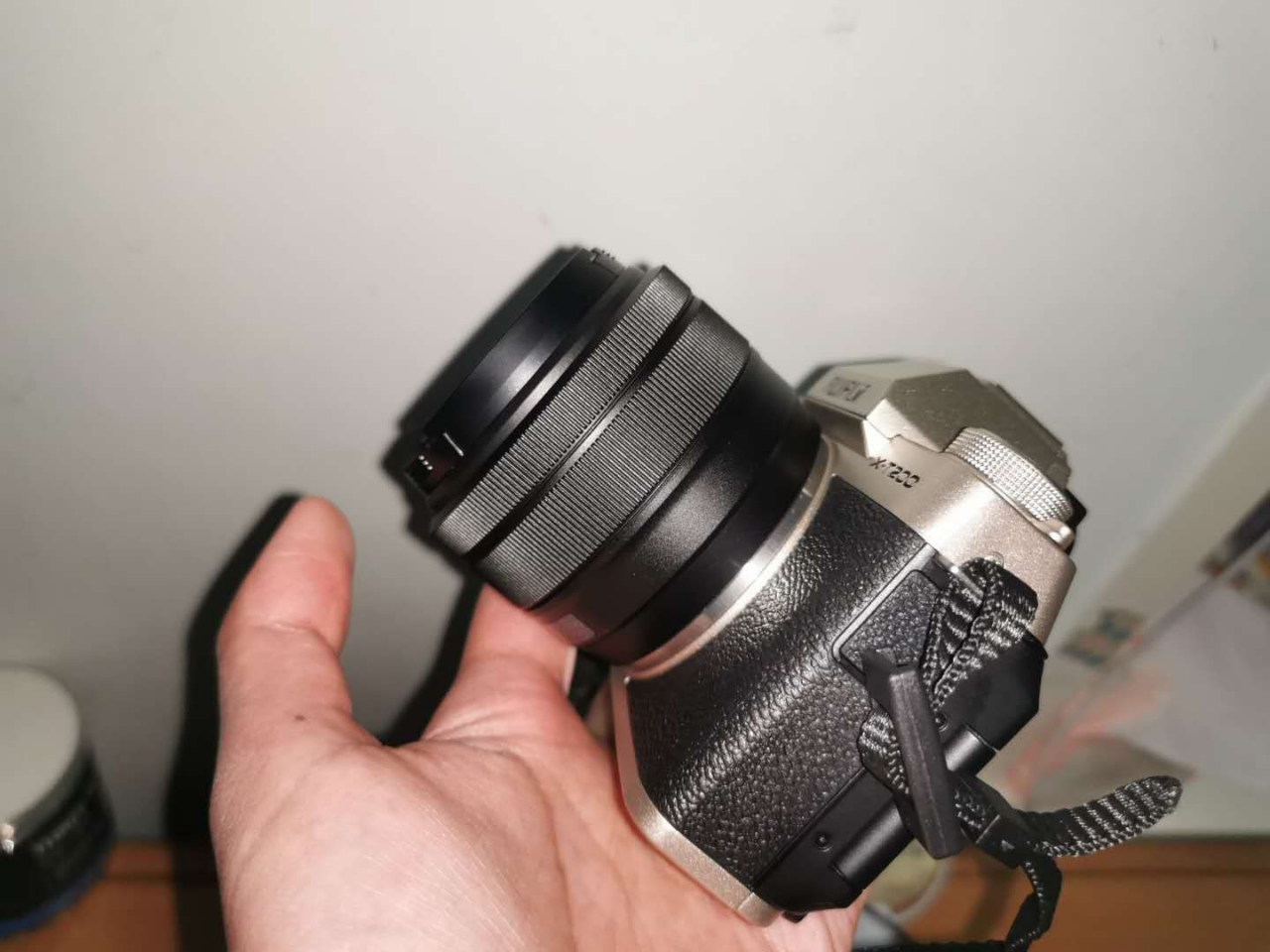 富士x-t200(15-45mm)香槟金 富士 复古 微单 单电 数码 vlog 相机