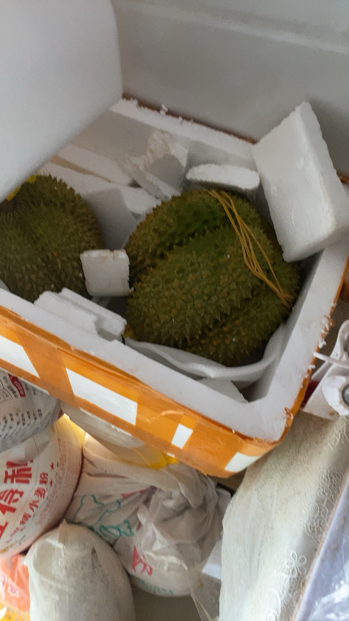 果之缘 泰国进口金枕头榴莲 8-10斤随机发一或两个 保四房 坏果包赔