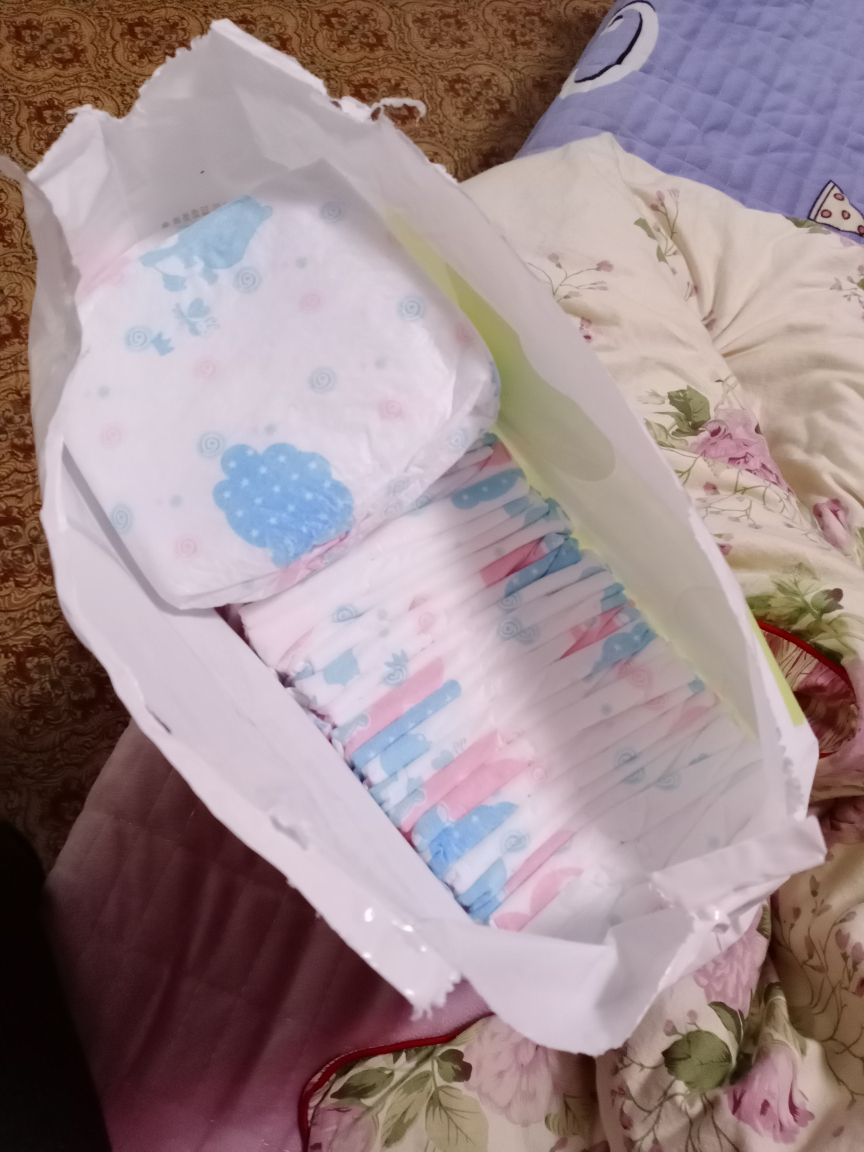 婴儿纸尿片超薄