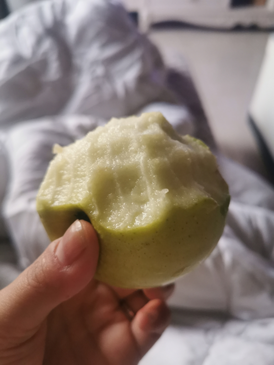 新鲜青苹果 酸苹果 2.